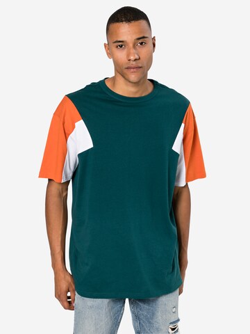 T-Shirt Urban Classics en vert : devant