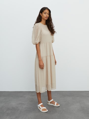 EDITED Dress 'Ellen' in Beige