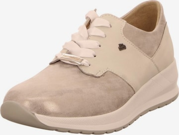 Finn Comfort Sneakers laag in Beige: voorkant