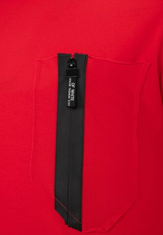 CIPO & BAXX T-Shirt mit asymmetrischen Applikationen in Rot