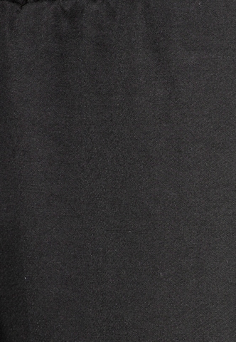 Virtus Tapered Sweatpants in Schwarz