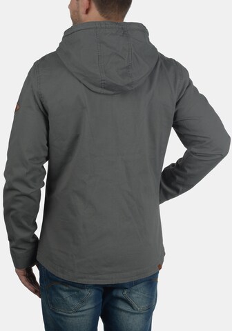 Veste mi-saison 'Bobby' BLEND en gris