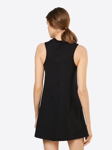 Urban Classics - Vestido em preto: atrás