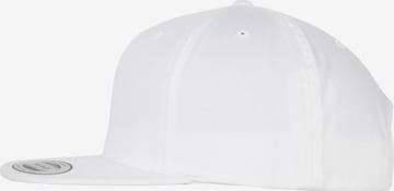 Casquette Flexfit en blanc