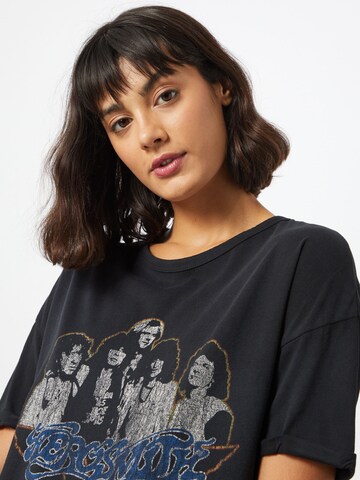 ONLY T-Shirt 'ONLAerosmith' in Schwarz