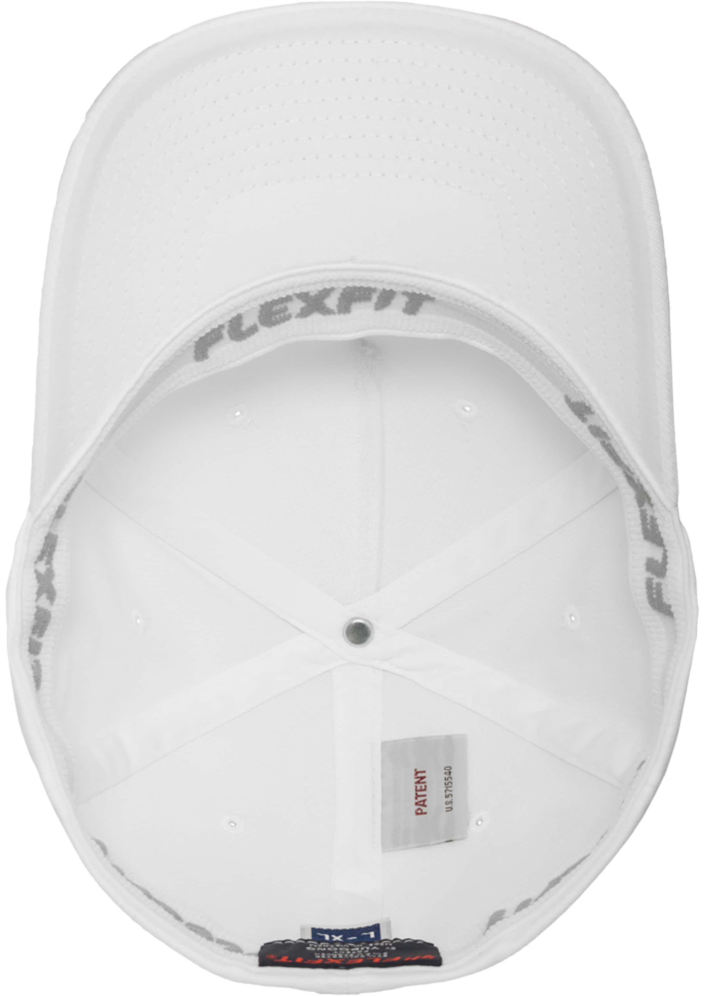 Flexfit Cap in White
