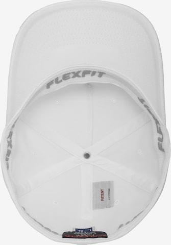 Casquette Flexfit en blanc