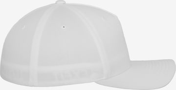 Casquette Flexfit en blanc