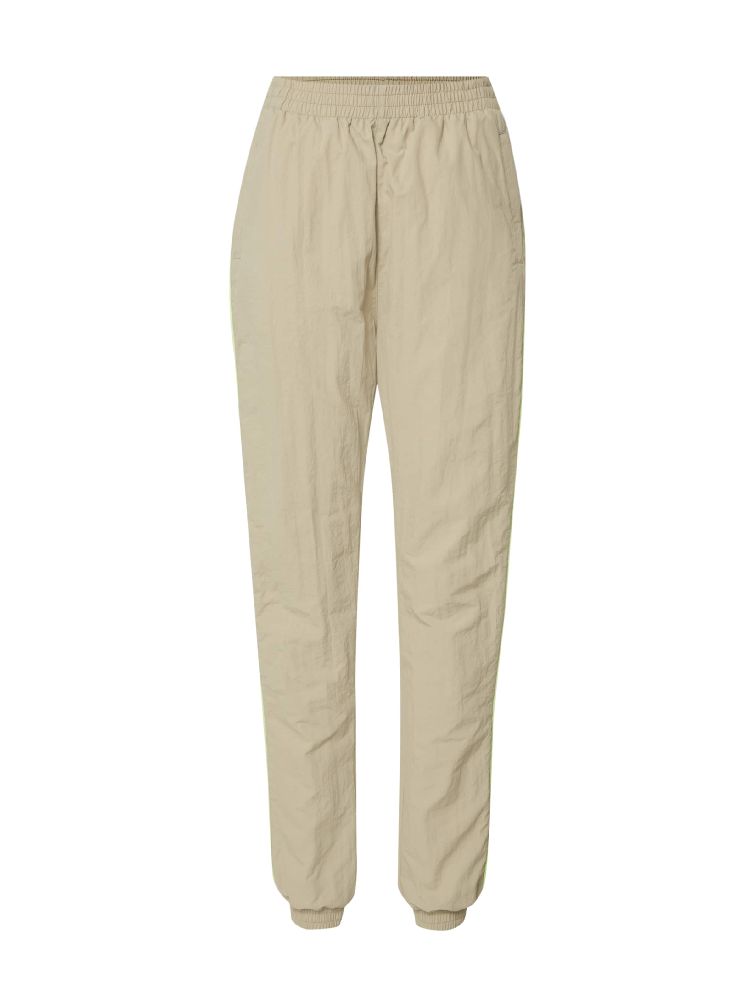 Tapered Pantaloni di Urban Classics in beige: frontale