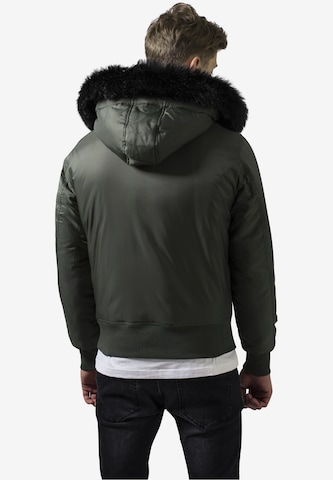 Urban Classics Between-Season Jacket in Green