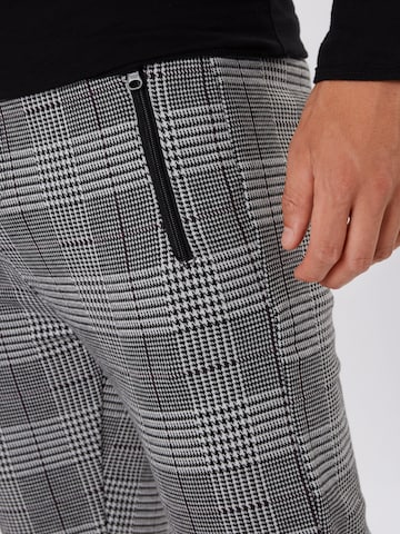 Denim Project Tapered Bukser i grå