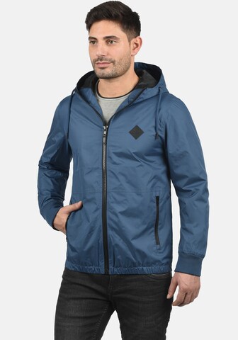 BLEND Windbreaker 'Matt' in Blau: predná strana