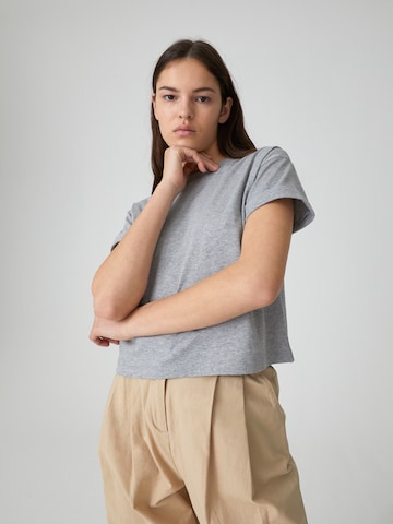 T-shirt 'Selena' EDITED en gris : devant