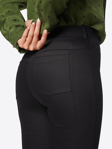 DRYKORN Skinny Broek 'Winch' in Zwart