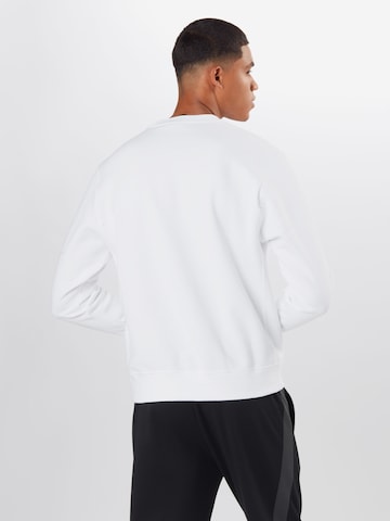 Nike Sportswear Regularny krój Bluzka sportowa 'Club Fleece' w kolorze biały