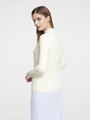 heine Pullover in Weiß