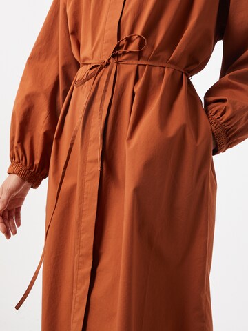 Robe-chemise GAP en marron