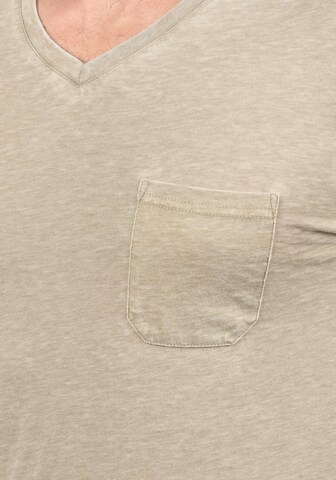 !Solid V-Shirt 'Them' in Beige