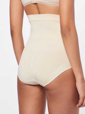 MAGIC Bodyfashion Regular Shapingslip 'Comfort Waistnipper' in Beige