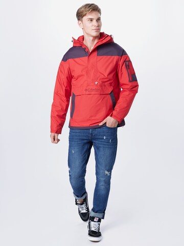 COLUMBIA - Regular Fit Casaco outdoor 'Challenger' em vermelho