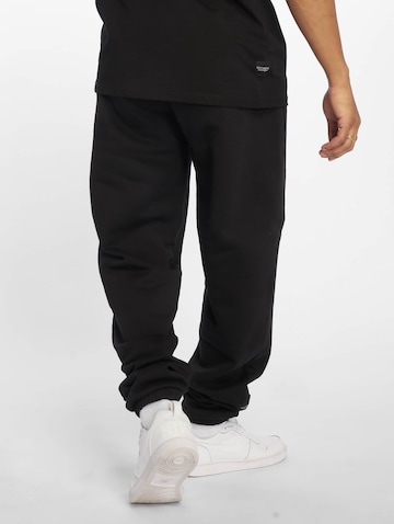 ROCAWEAR Tapered Broek in Zwart