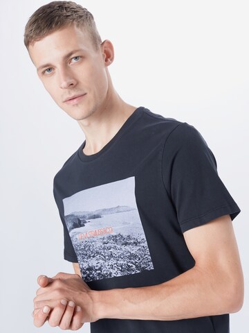 LEVI'S ® Regular T-Shirt in Schwarz