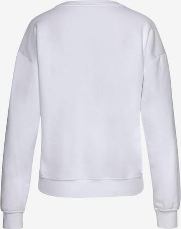 LASCANA Sweatshirt in White