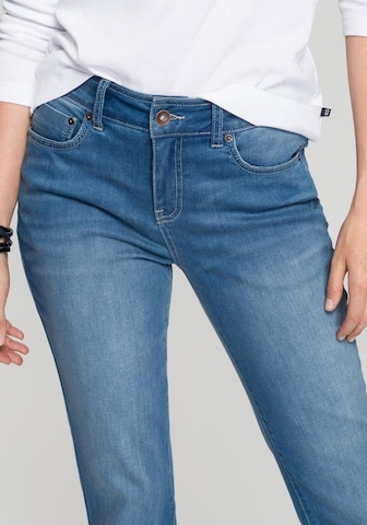 H.I.S Flared Jeans in Blue: front