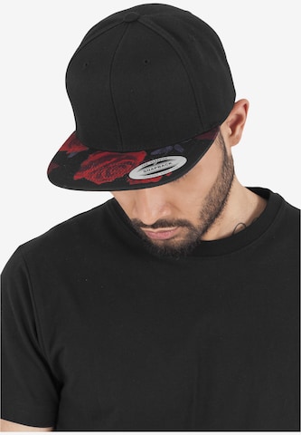 Cappello da baseball 'Roses' di Flexfit in nero