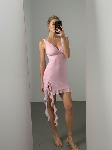Pink Dress Look