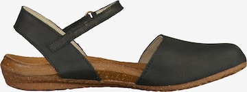 EL NATURALISTA Sandals in Black