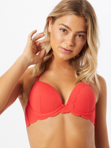 Hunkemöller Normalny krój Góra bikini 'AB EXCL Scallop' w kolorze czerwony: przód