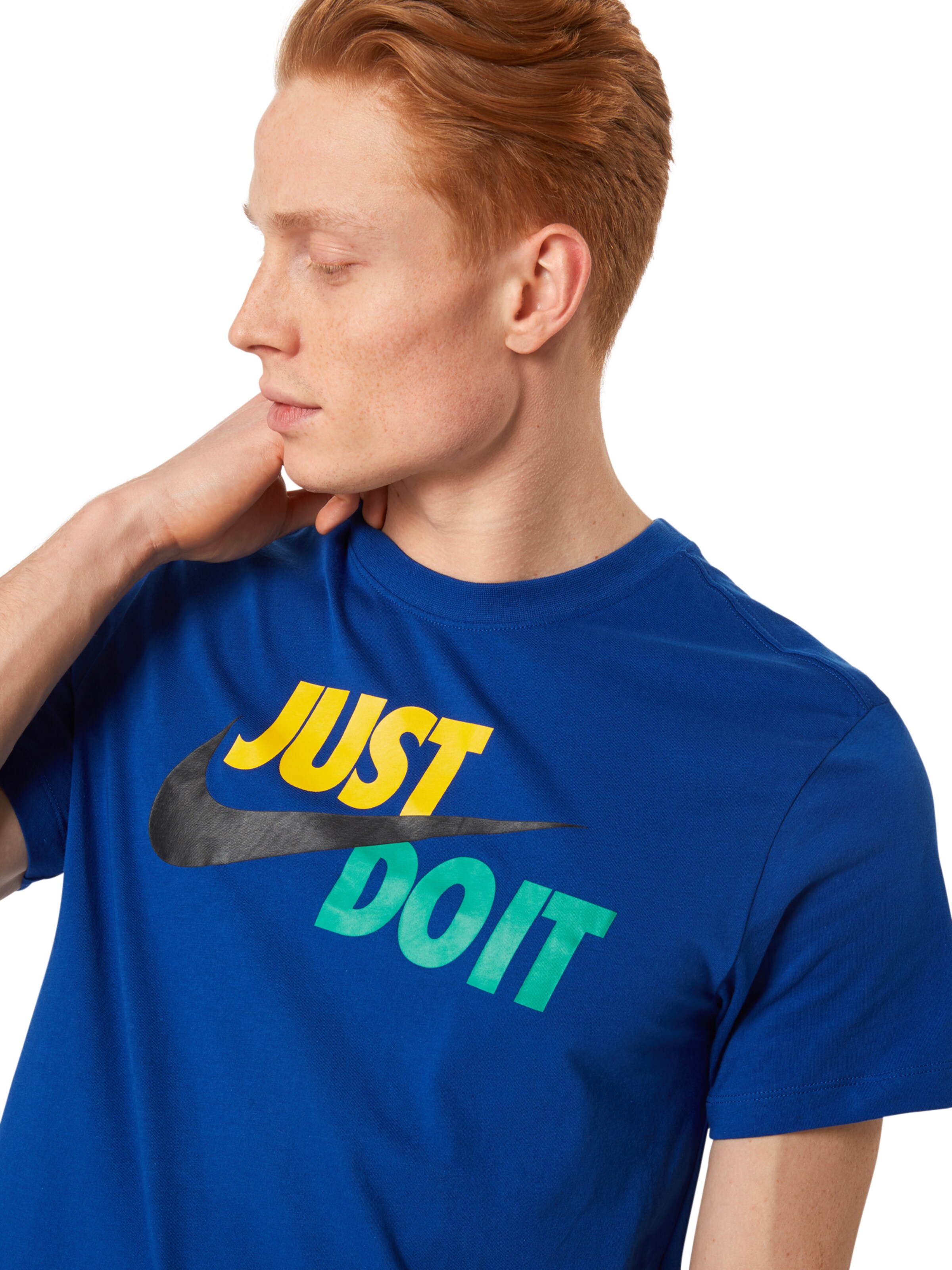 Nike Sportswear Regular Fit T-Shirt 'Swoosh' in Blau
