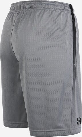 UNDER ARMOUR Regular Sportshorts in Grau