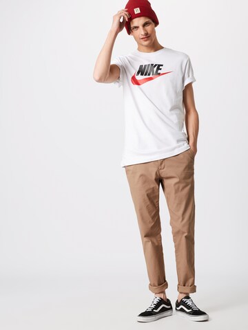 balta Nike Sportswear Standartinis modelis Marškinėliai 'Futura'