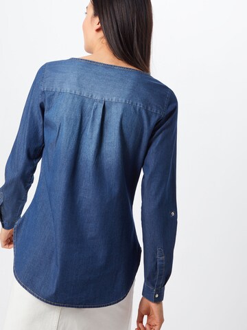 JDY Blouse in Blue: back