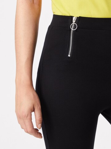 Regular Pantaloni eleganți 'Florence Leggings' de la ABOUT YOU pe negru