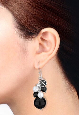 Boucles d'oreilles ELLI en noir