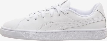 Baskets basses 'Basket Crush Emboss' PUMA en blanc