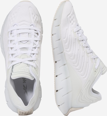 Baskets basses 'Zig Kinetica' Reebok en blanc