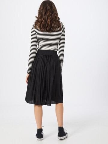ABOUT YOU Skirt 'Chiara' in Black