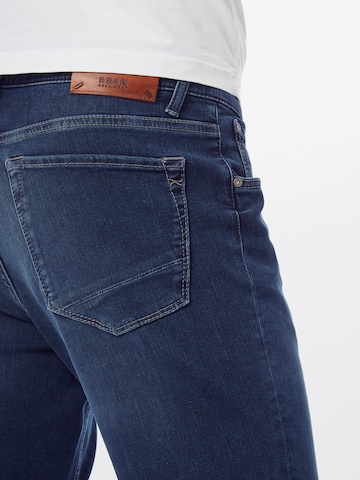 Regular Jeans 'Chuck' de la BRAX pe albastru