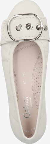 GABOR Ballet Flats in White