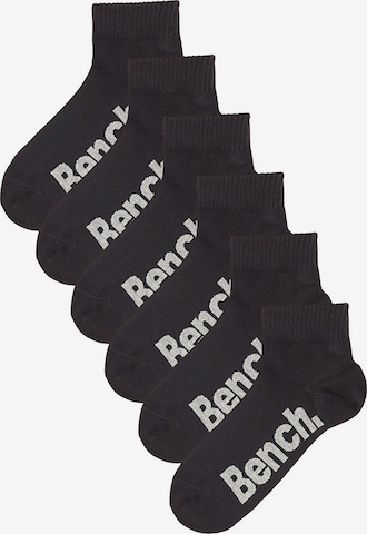 BENCH Дамски чорапи тип терлици в черно: отпред