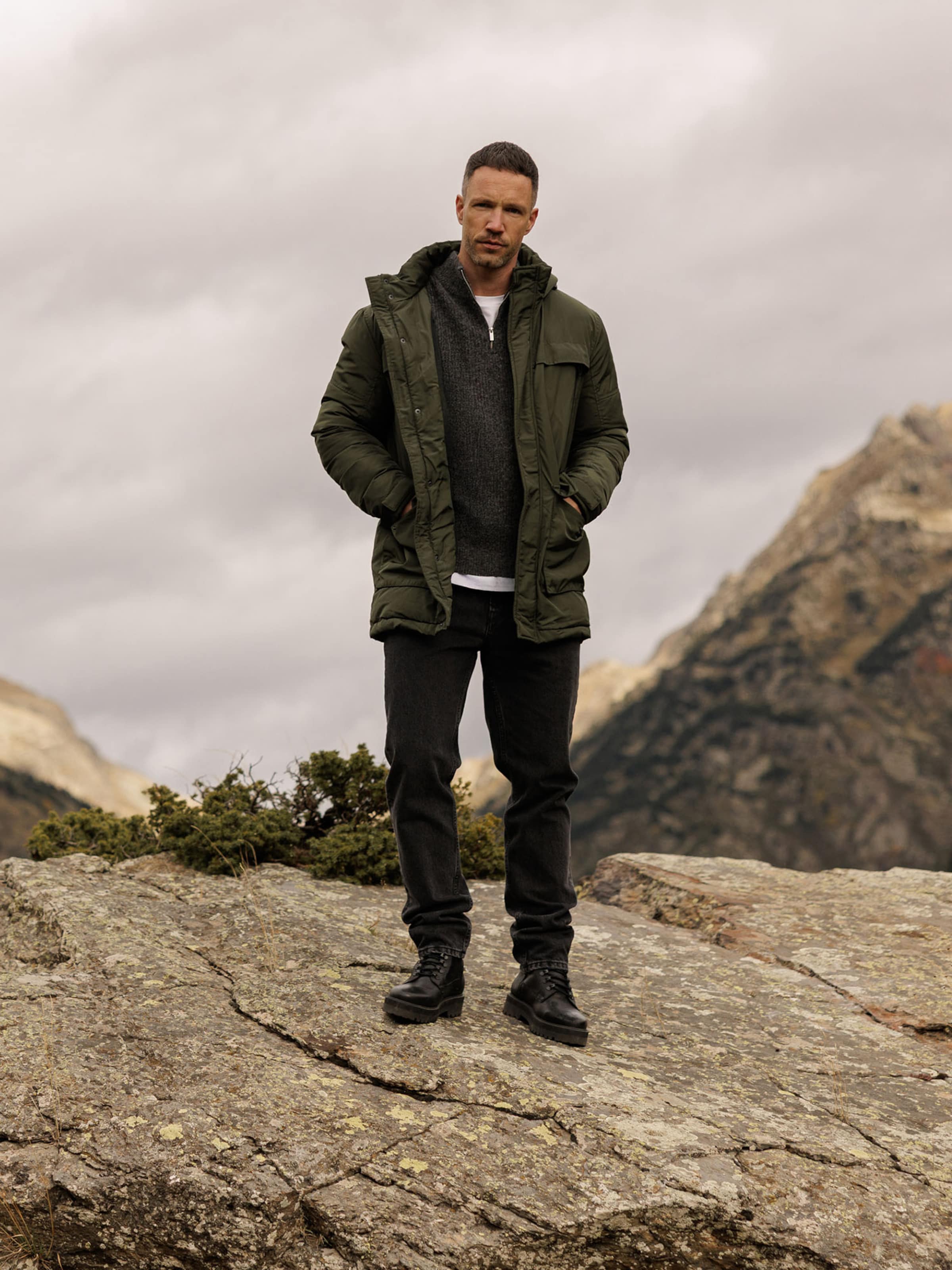 Daniel Fuchs - Rugged Utilitarian Puffer Look