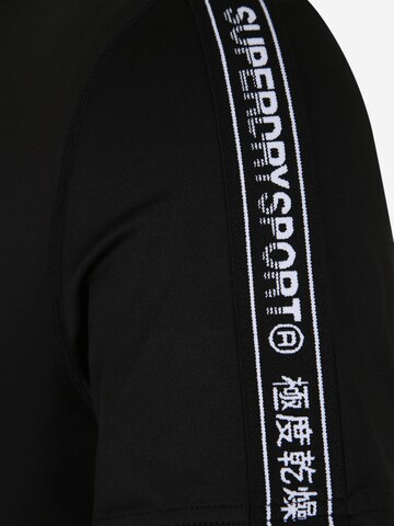 Superdry Regular fit Funkcionalna majica | črna barva