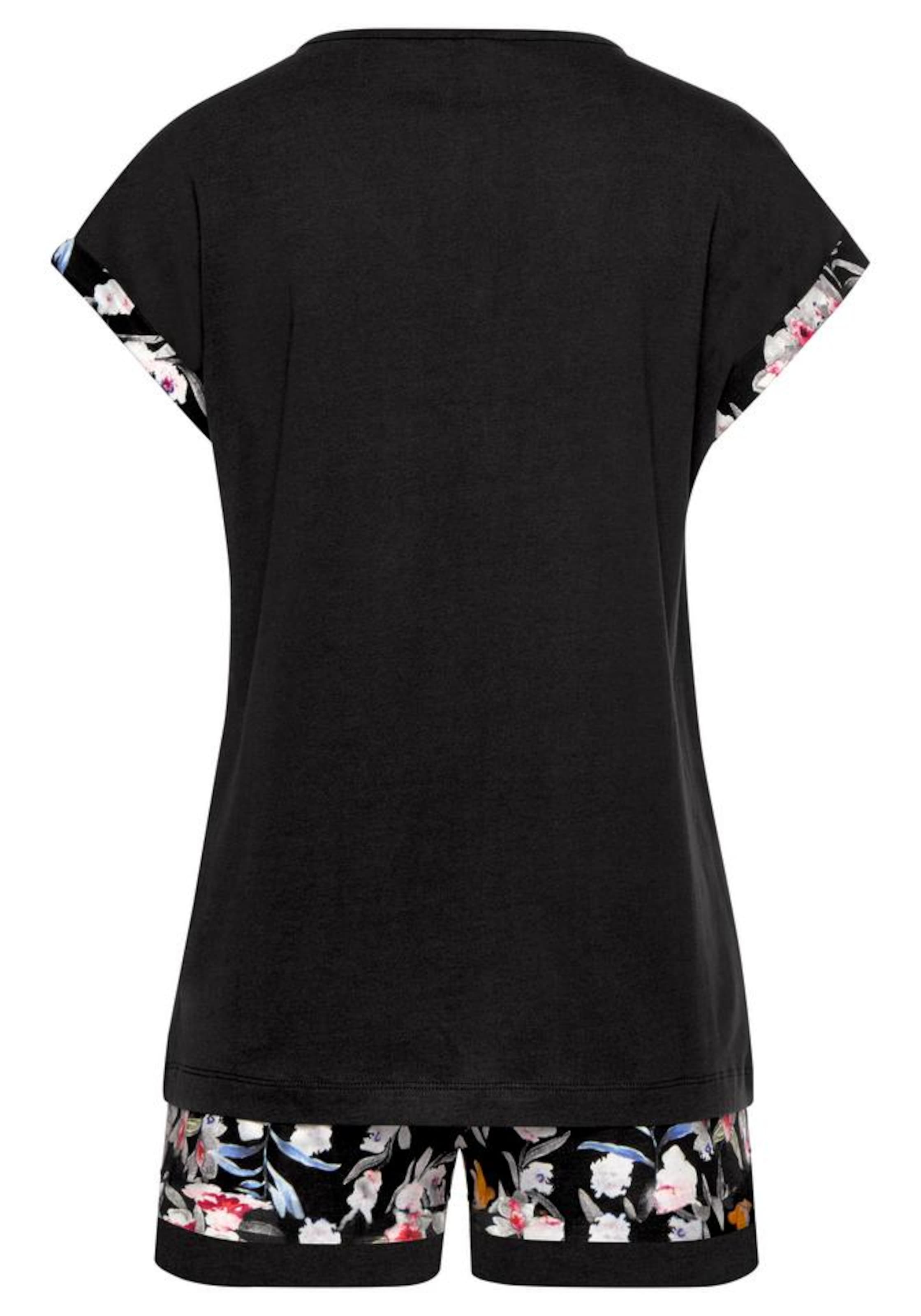 s.Oliver Kraťasy - Čierna: predná strana