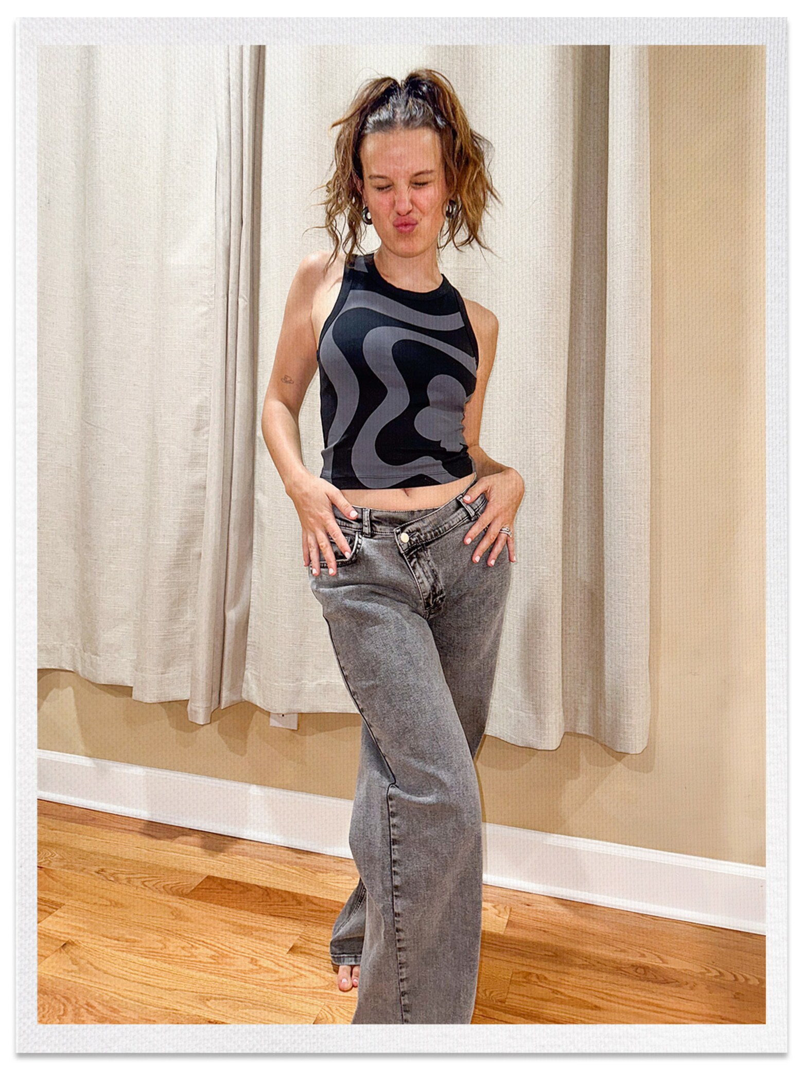 Terveisiä Millsin uudesta mallistosta florence by mills co-created by ABOUT YOU