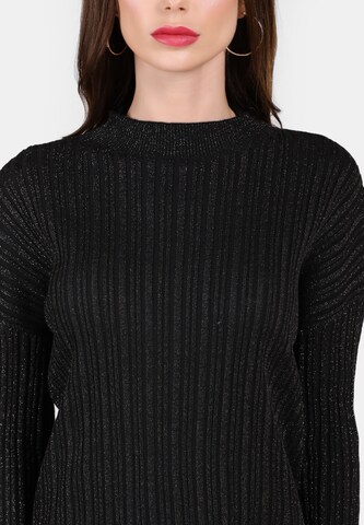 faina Sweater in Black: front