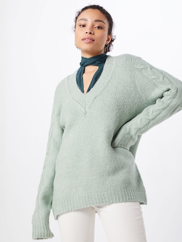 Pull-over 'Milena' ABOUT YOU en vert : devant